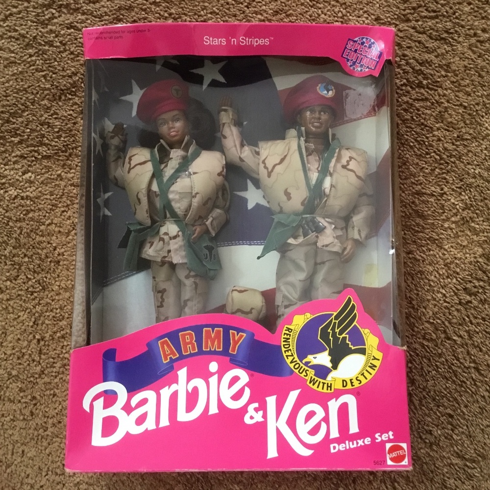Barbie & Ken Dolls Special Edition Deluxe set U.S.Army African Americans 1992 - Picture 5 of 10
